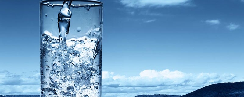 Glas vand